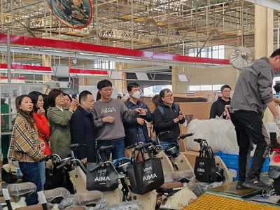 產(chǎn)教融合新篇章 智能制造行業(yè)系列課程首期——愛(ài)瑪科技參觀調(diào)研活動(dòng)圓滿(mǎn)落幕